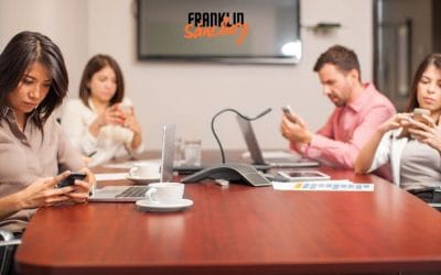 Cómo Construir Equipos de Performance en Paid Media que Dominen la Economía de la Atención